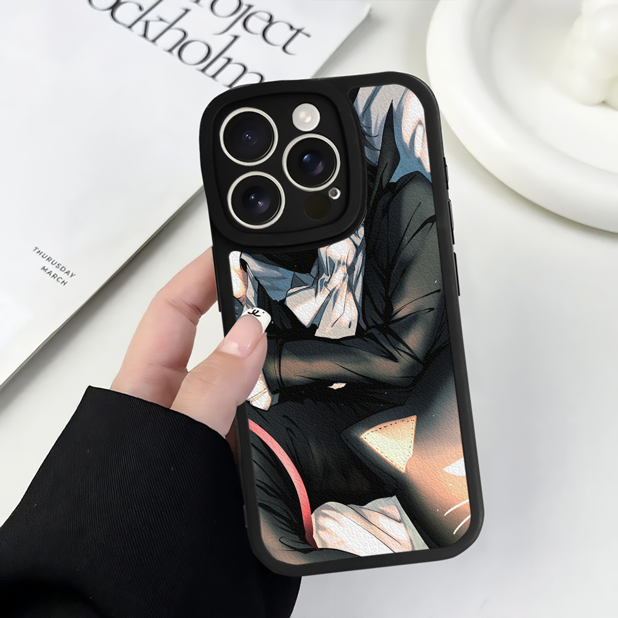（画像用） 文豪ストレイドッグス Bungo Stray Dogs 【iPhone 16シリーズ対応】シリコンスマホケース（レザー調） 材質：シリコン